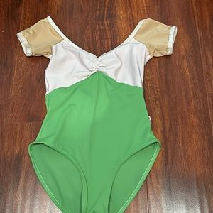Yumiko Ellie leotard